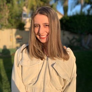 Meet your Posher, Natalie